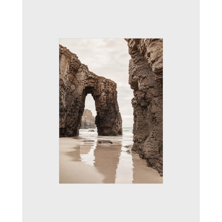Santuario, arco de roca entre acantilados junto al mar | Lienzo tensado en bastidor | LASACA