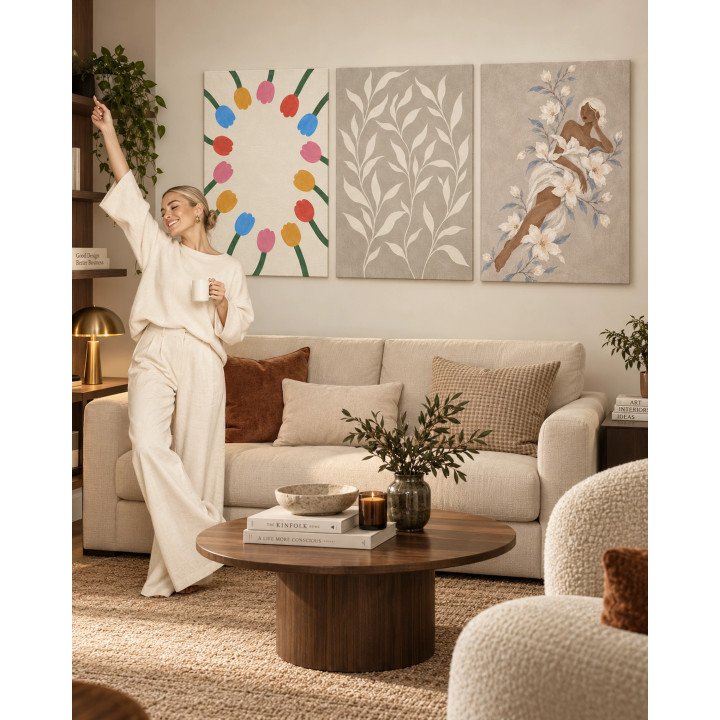 Ronda Floral, flores multicolor alrededor de un centro marfil | Lienzo en bastidor | LASACA